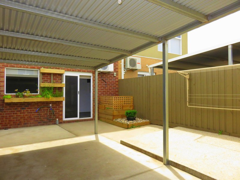 Photo - 26 Oriano Street, Epping VIC 3076 - Image 6