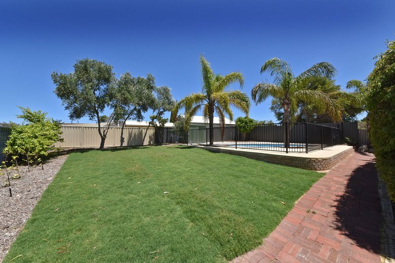 Photo - 26 Pacific Way, Beldon WA 6027 - Image 25