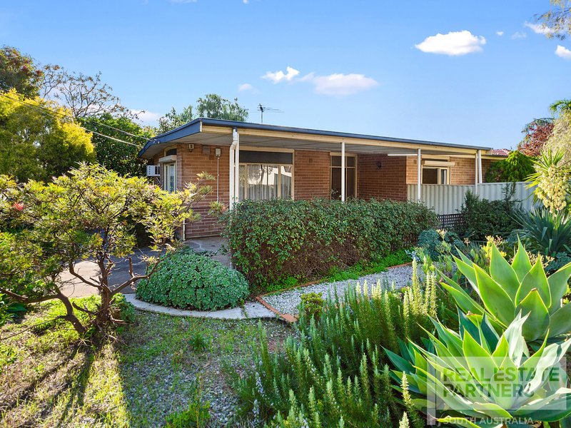 26 Pamela Drive, Para Hills SA 5096