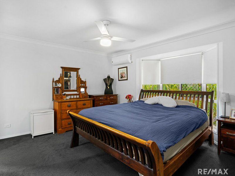 Photo - 26 Papara Street, Pacific Pines QLD 4211 - Image 7