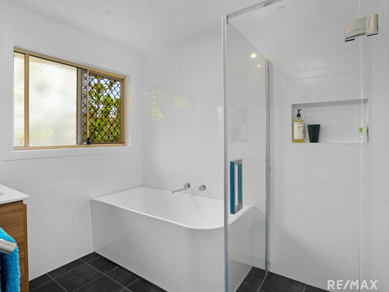 Photo - 26 Papara Street, Pacific Pines QLD 4211 - Image 9