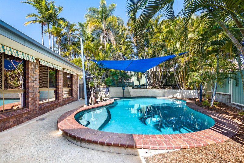 Photo - 26 Paradise Court, Clontarf QLD 4019 - Image 3