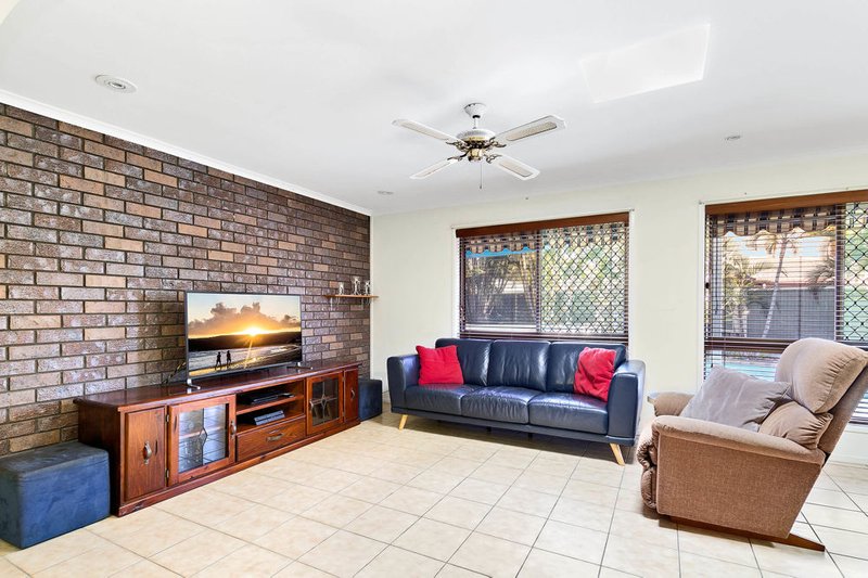 Photo - 26 Paradise Court, Clontarf QLD 4019 - Image 10