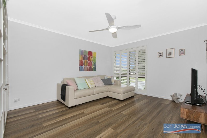 Photo - 26 Paradise Ct , Clontarf QLD 4019 - Image 4