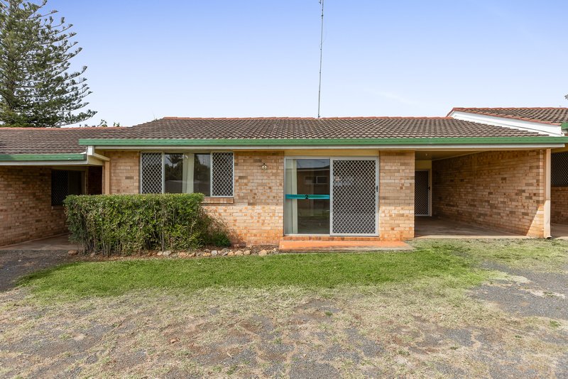 Photo - 26 Paradise Street, Harristown QLD 4350 - Image 4