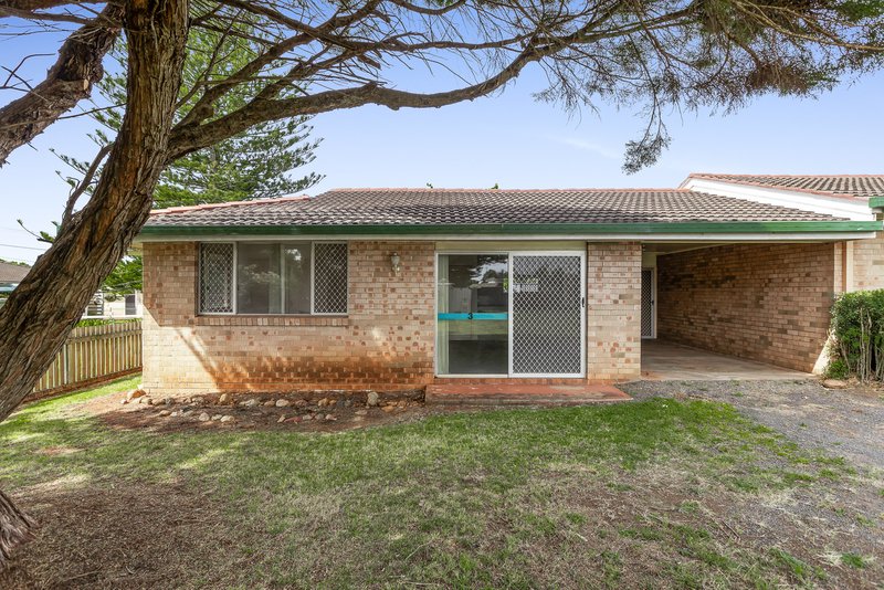 Photo - 26 Paradise Street, Harristown QLD 4350 - Image 5