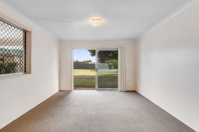 Photo - 26 Paradise Street, Harristown QLD 4350 - Image 10