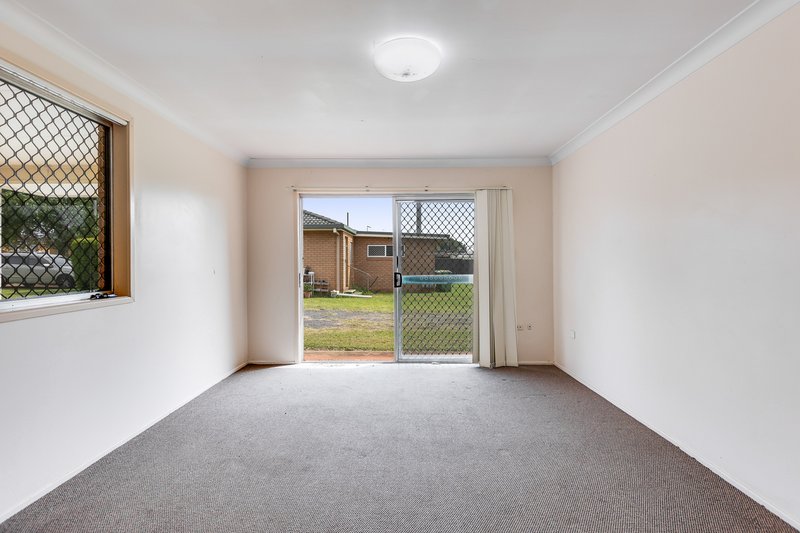 Photo - 26 Paradise Street, Harristown QLD 4350 - Image 12