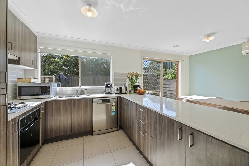 Photo - 26 Parkhead Circuit, Warragul VIC 3820 - Image 2