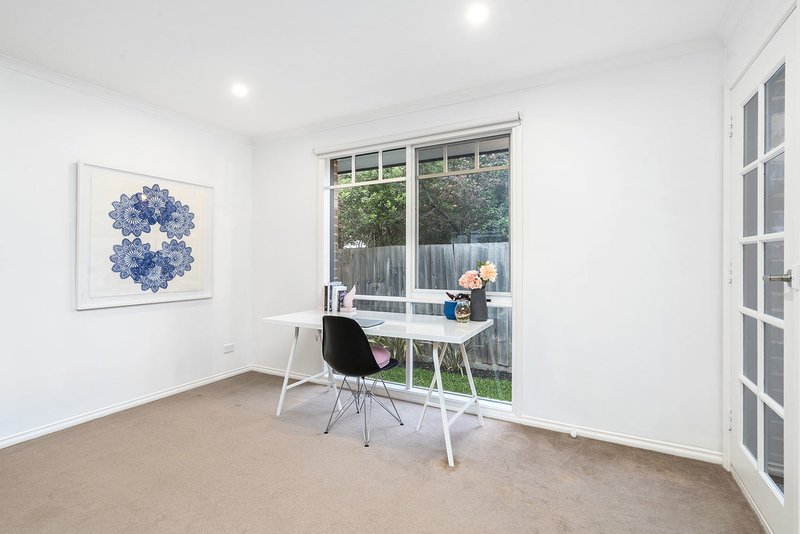 Photo - 2/6 Parkin Avenue, Cheltenham VIC 3192 - Image 11