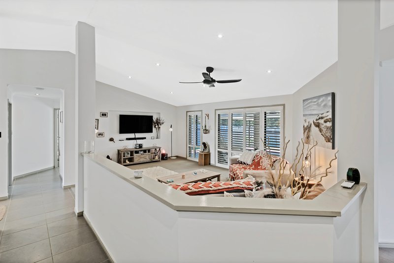 Photo - 26 Parklakes Drive, Bli Bli QLD 4560 - Image 5