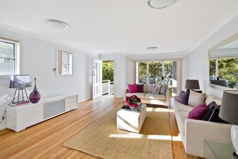 Photo - 2/6 Parklands Avenue, Lane Cove NSW 2066 - Image 2