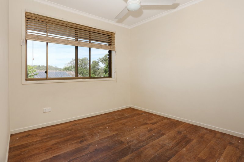 Photo - 2/6 Parkridge Drive, Molendinar QLD 4214 - Image 5