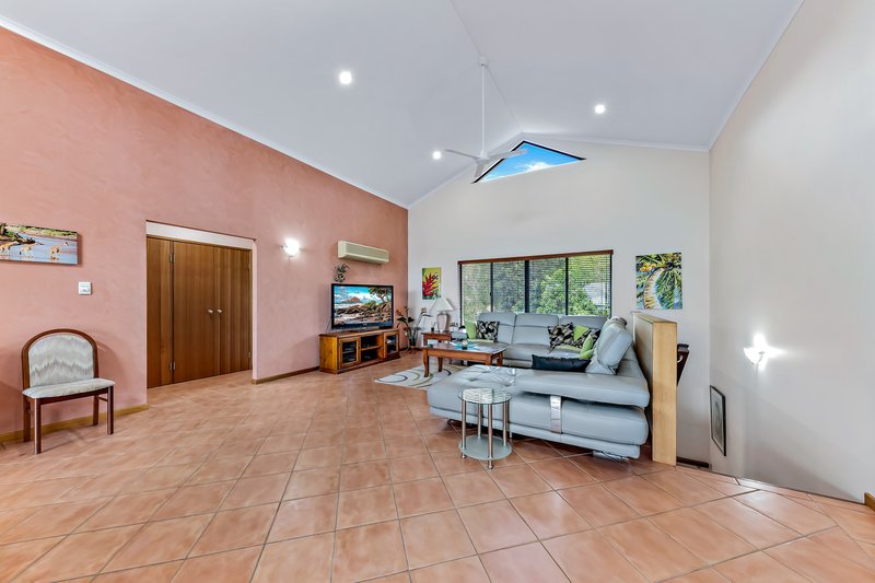 Photo - 26 Parkwood Terrace, Cannonvale QLD 4802 - Image 8