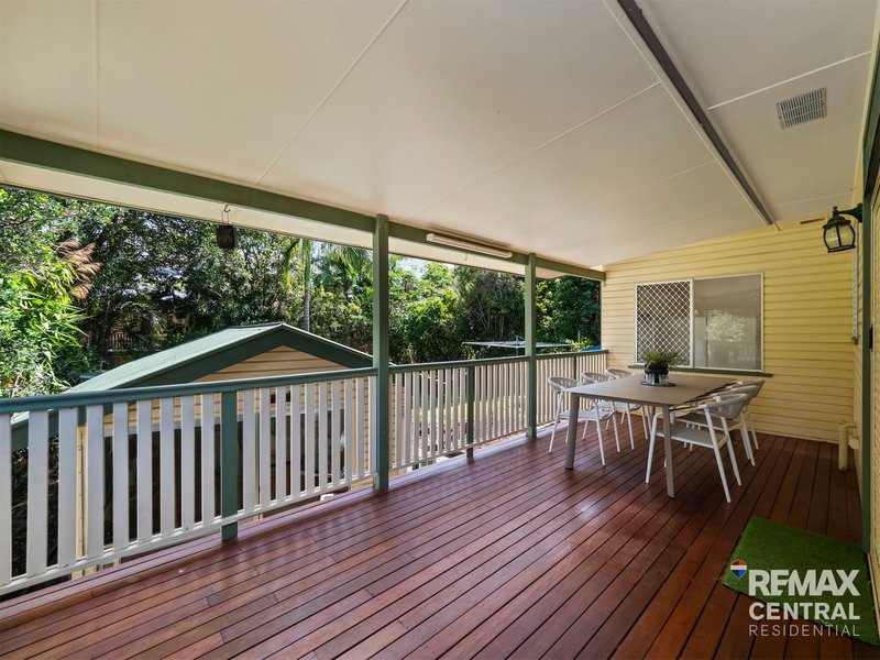 Photo - 26 Parnoolar Crescent, Ferny Hills QLD 4055 - Image 5