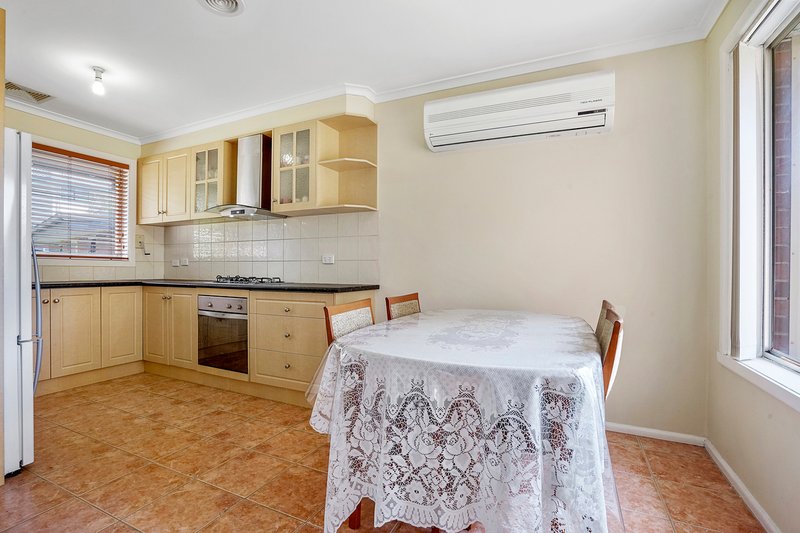 Photo - 26 Parramatta Crescent, Noble Park VIC 3174 - Image 3