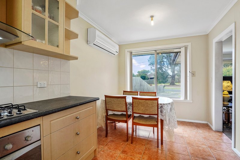 Photo - 26 Parramatta Crescent, Noble Park VIC 3174 - Image 10