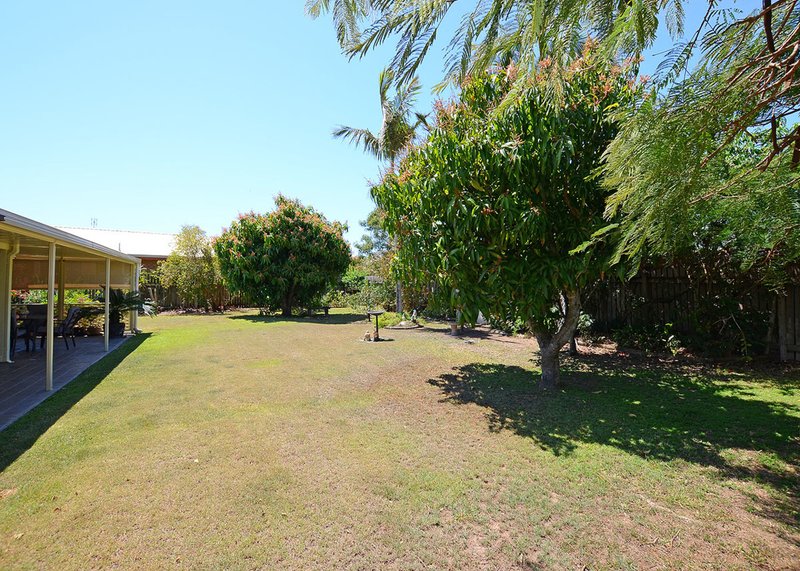 Photo - 26 Paul Drive, Point Vernon QLD 4655 - Image 12