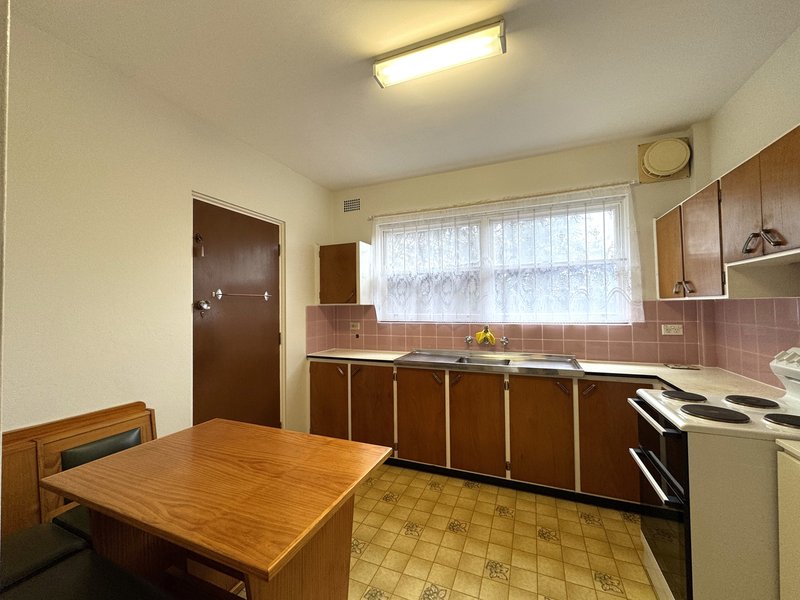 Photo - 2/6 Pearl Street, Hurstville NSW 2220 - Image 3