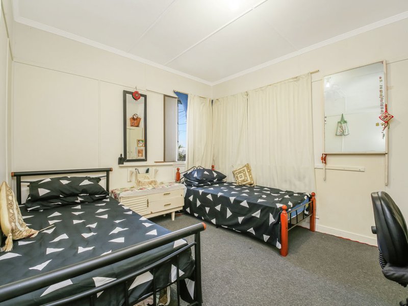 Photo - 26 Pechey Street, Chermside QLD 4032 - Image 10