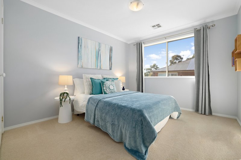 Photo - 26 Pendelton Place, Lysterfield VIC 3156 - Image 13