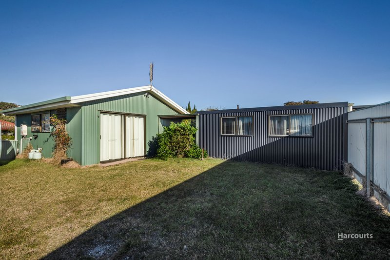 Photo - 26 Penguin Road, West Ulverstone TAS 7315 - Image 14