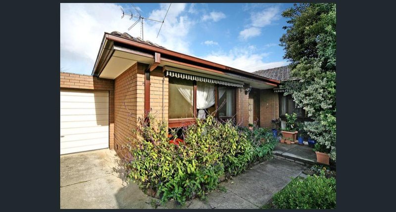 Photo - 2/6 Peverill Street, Malvern East VIC 3145 - Image 2