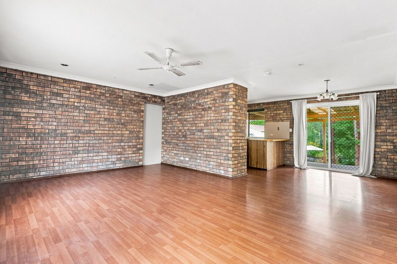 Photo - 26 Pheasant Avenue, Beenleigh QLD 4207 - Image 2