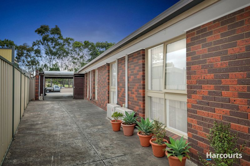 Photo - 26 Phyllis Parade, Deer Park VIC 3023 - Image 15