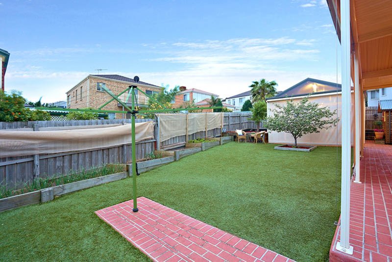 Photo - 26 Pickersgill Crescent, Roxburgh Park VIC 3064 - Image 11