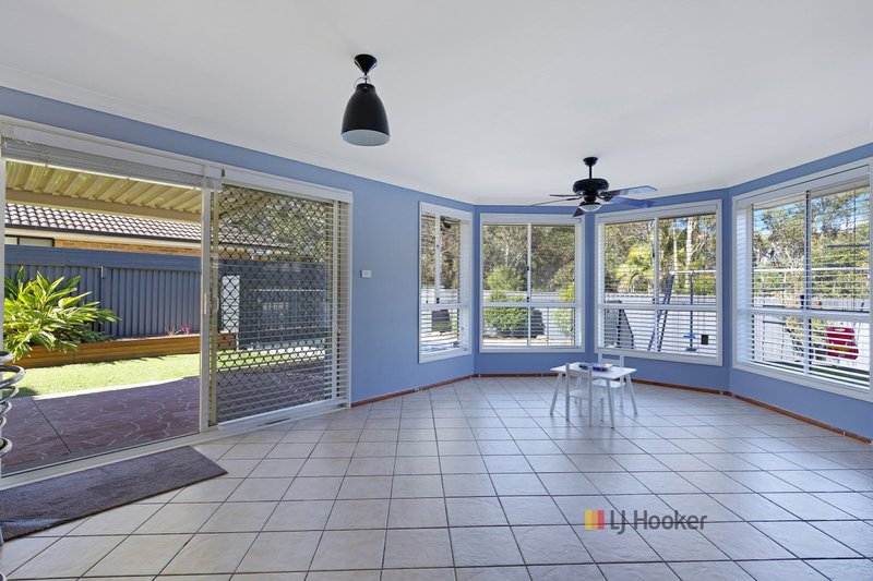 Photo - 26 Pinehurst Way, Blue Haven NSW 2262 - Image 6