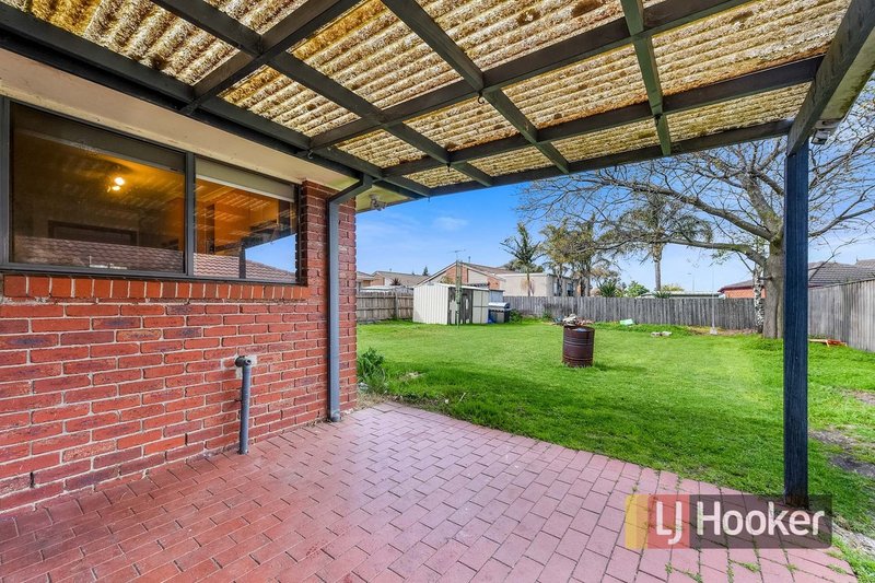 Photo - 26 Pinnacle Way, Hampton Park VIC 3976 - Image 9