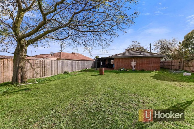 Photo - 26 Pinnacle Way, Hampton Park VIC 3976 - Image 10