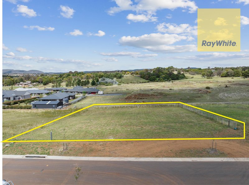 26 Platypus Circuit, Goulburn NSW 2580