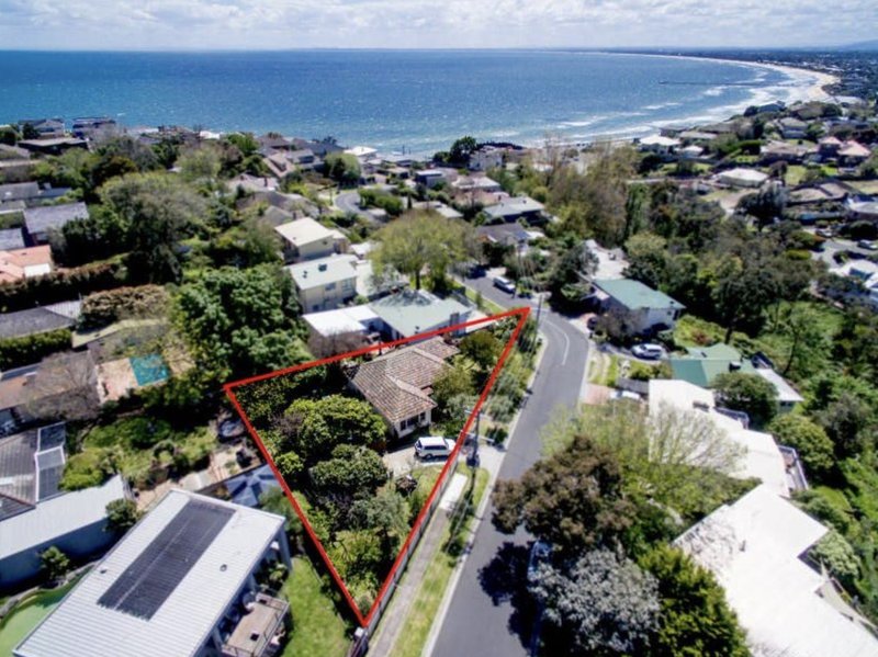 Photo - 26 Plummer Avenue, Frankston South VIC 3199 - Image