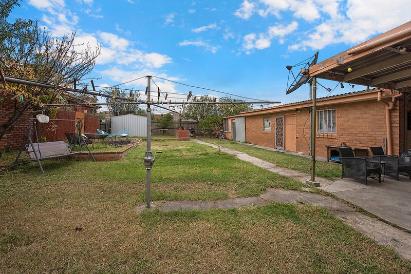 Photo - 26 Poplar Street, Thomastown VIC 3074 - Image 8