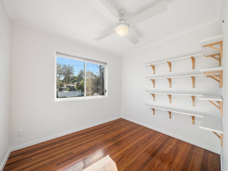 Photo - 26 Pownall Crescent, Margate QLD 4019 - Image 17