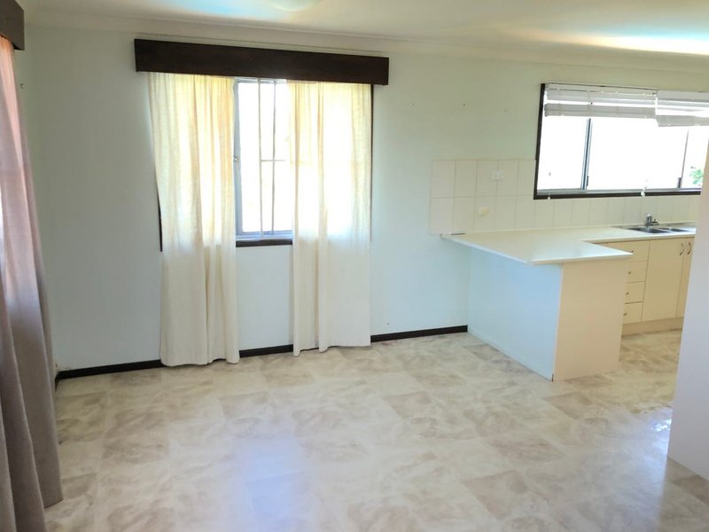 Photo - 26 Prospect Street, Rosslyn QLD 4703 - Image 3
