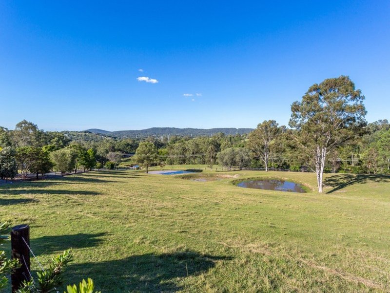 Photo - 26 Purcell Road, Guanaba QLD 4210 - Image 21