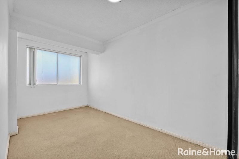 Photo - 2/6 Putland Street, St Marys NSW 2760 - Image 6