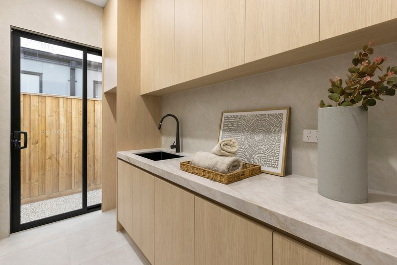 Photo - 26 Pyrus Crescent, Mickleham VIC 3064 - Image 24