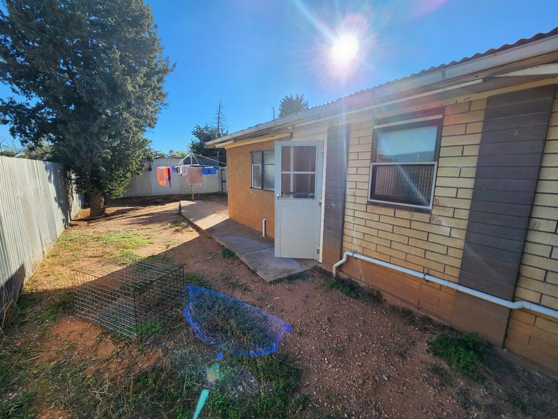 Photo - 26 Quorn Road, Stirling North SA 5710 - Image 7