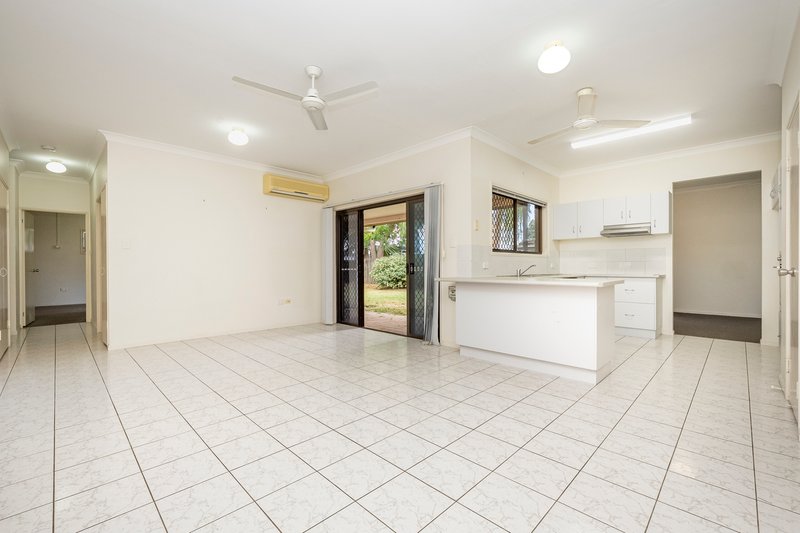 Photo - 26 Raintree Way, Thuringowa Central QLD 4817 - Image 4