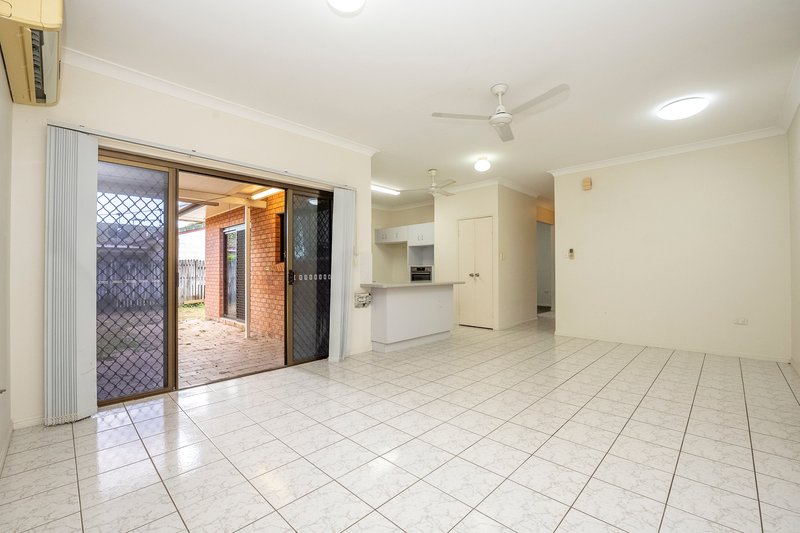 Photo - 26 Raintree Way, Thuringowa Central QLD 4817 - Image 6