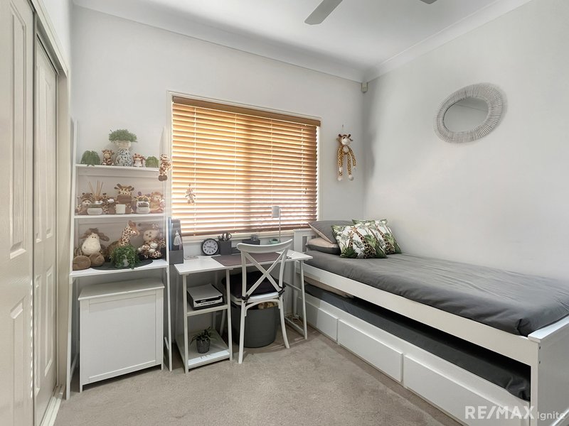 Photo - 26 Randerson Street, Forest Lake QLD 4078 - Image 8