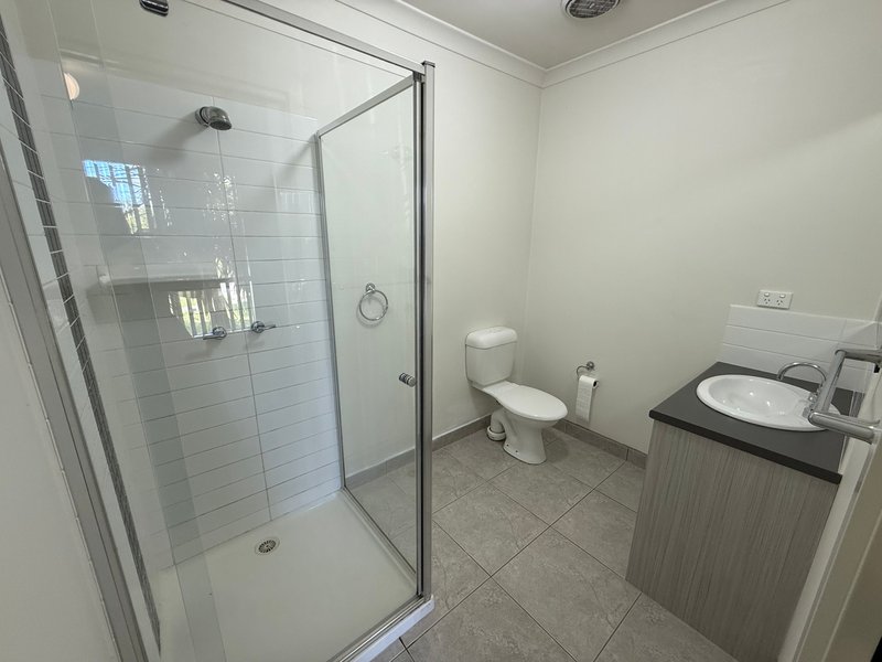 Photo - 26 Raneen Drive, Langwarrin VIC 3910 - Image 5