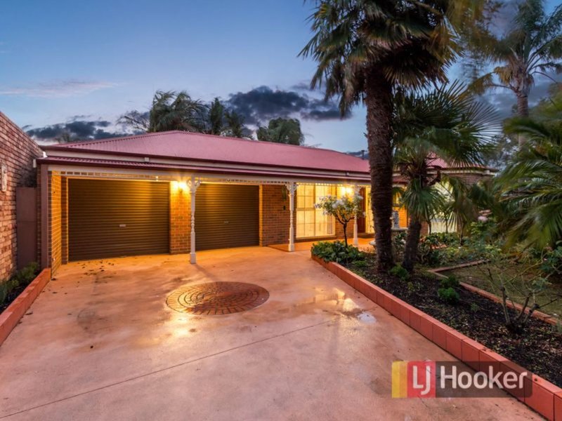 26 Ravensthorpe Crescent, Narre Warren VIC 3805