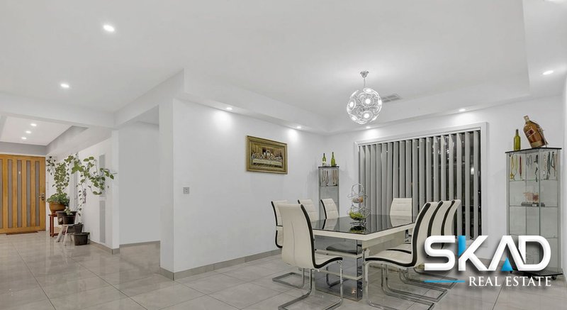 Photo - 26 Recreation Street, Roxburgh Park VIC 3064 - Image 9