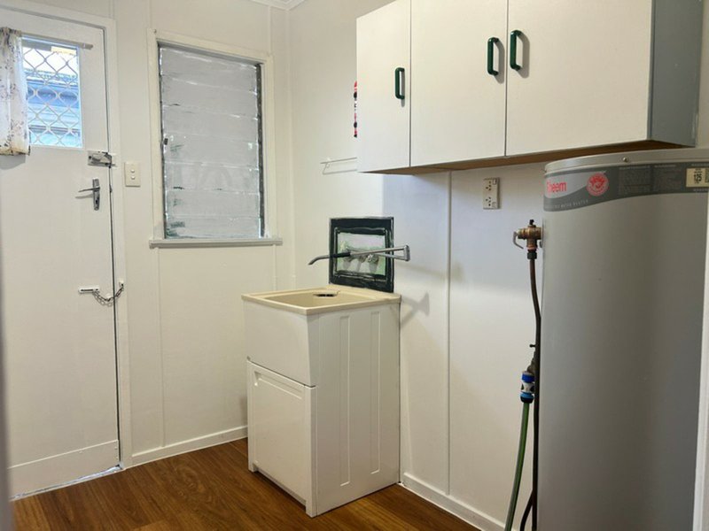 Photo - 26 River Road, Dinmore QLD 4303 - Image 9
