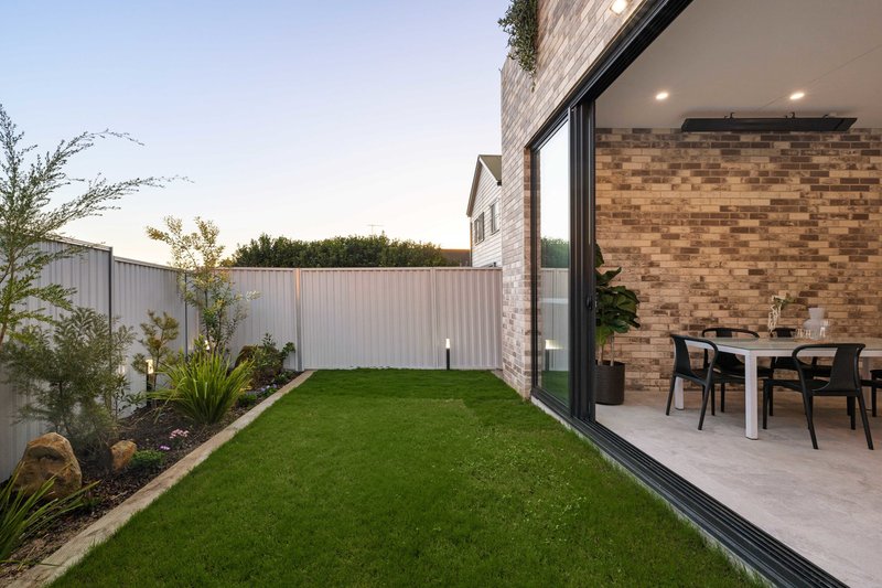 Photo - 26 Riverside Crescent, Marrickville NSW 2204 - Image 13